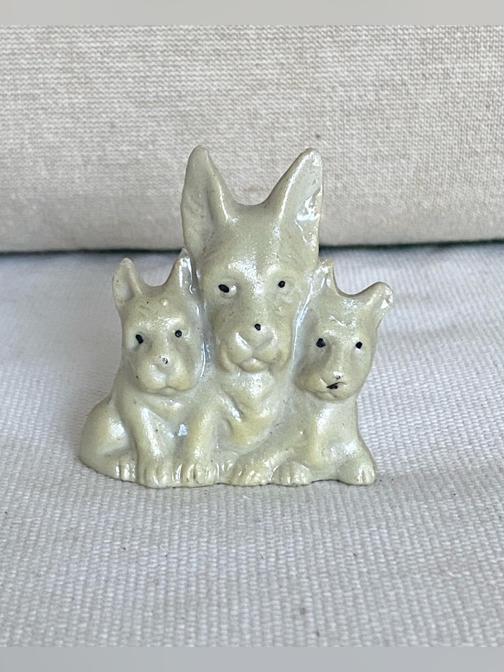 VTG Dog Family Figurine Trio Mom Porcelain Puppies Made in Japan Miniature